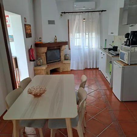 Casa Azelia E Albino Apartmán *