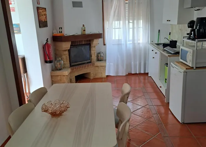 Casa Azelia E Albino Apartmán *